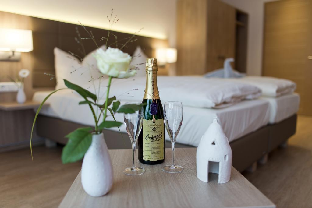 Landhotel Im Klostereck Strubel-Roos Flonheim Eksteriør bilde